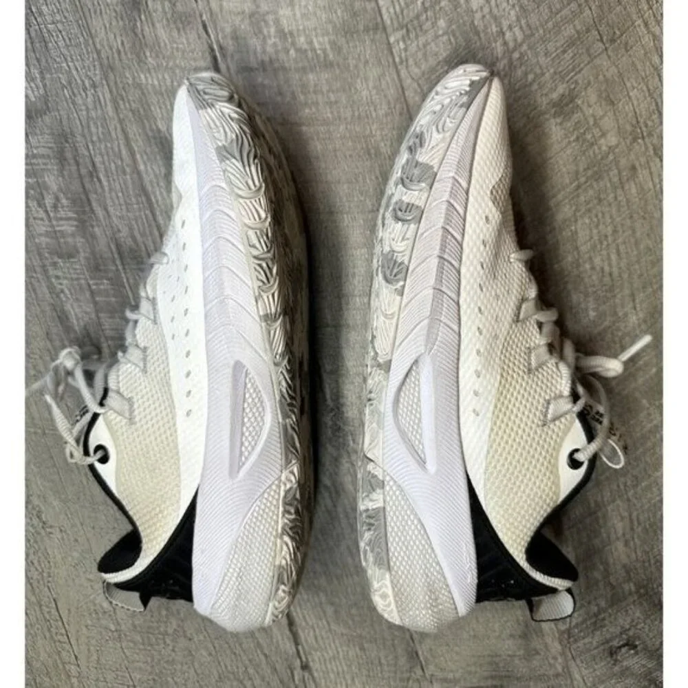 Under Armour Womens HOVR Basketball Shoes 10 White Athletic Sneakers Performance